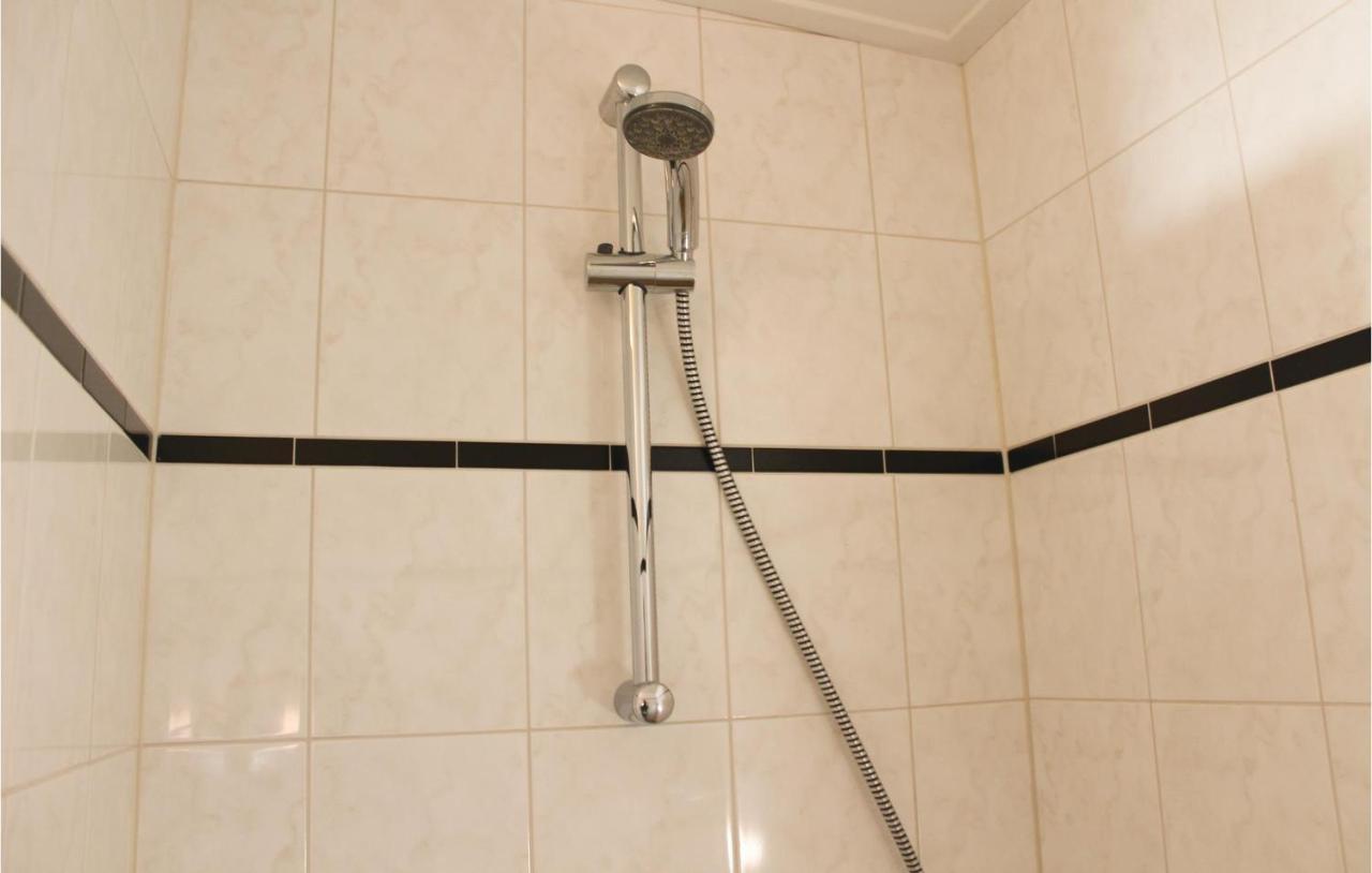 Beautiful Home In Noordwijkerhout With 2 Bedrooms And Wifi Luaran gambar